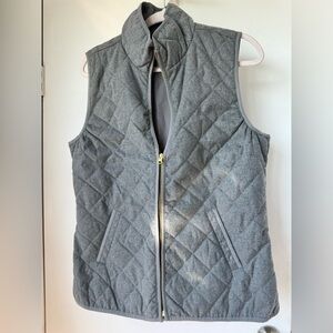 Light gray vest